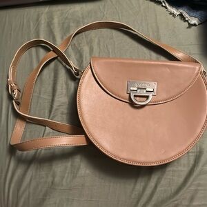 Leather keyhole crossbody by Spartina